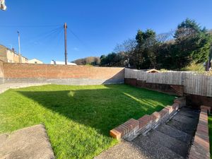 Photo 18- click for photo gallery